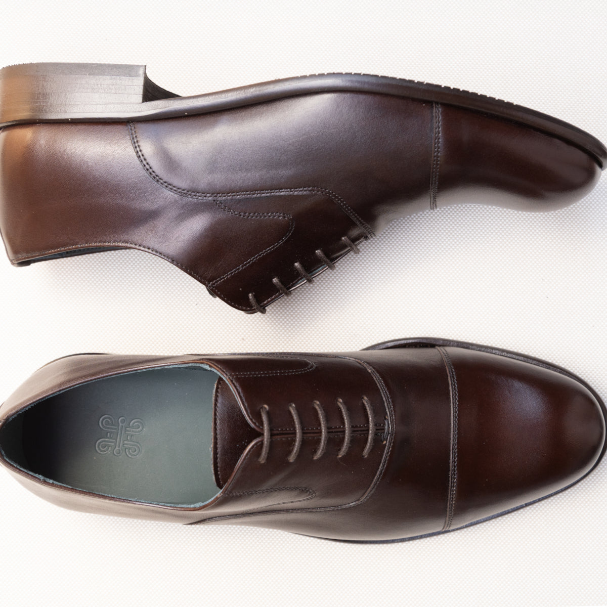 Zapatos Oxford de piel lisa